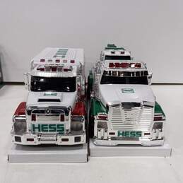 Pair of Hess Toy Trucks White/Green Tow Truck & White/Red Ambulance IOBs alternative image