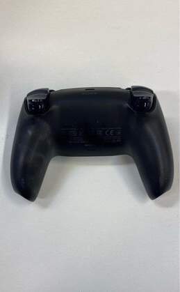 Sony PlayStation DualSense Wireless Controller - Black alternative image