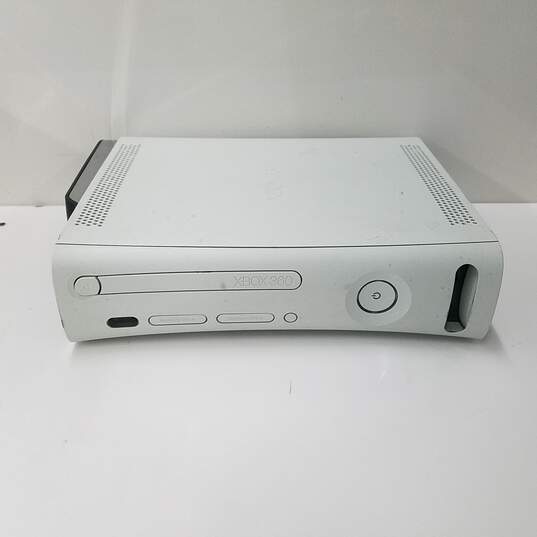 Xbox 360 120GB Jasper Console image number 1