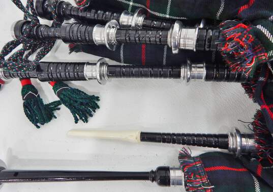 Unbranded Set of Bagpipes w/ Case, Practice Chanter, and Accessories image number 2