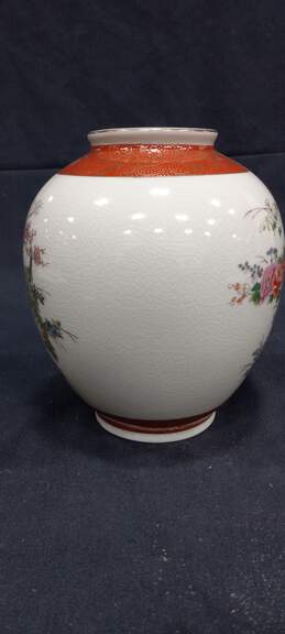 Satsuma Peacock Vase alternative image