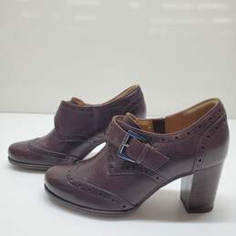 Clarks Artisan Women's Heel Buckle Saddle Shoes Size 6M
