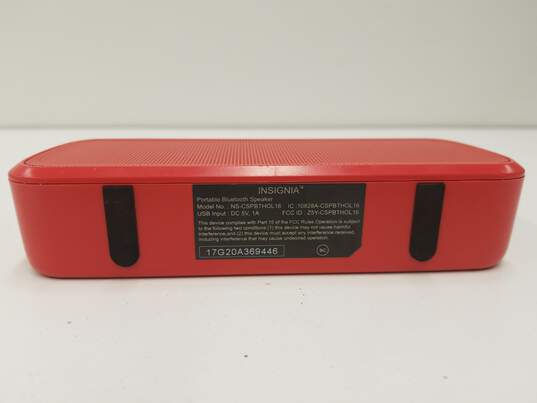 Insignia NS-CSPBTHOL16 Wireless Bluetooth Stereo Speaker Portable System image number 5