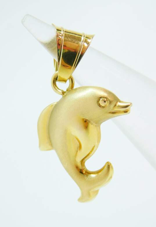 14K Yellow Gold Puffed Dolphin Chunky Pendant 2.4g image number 5