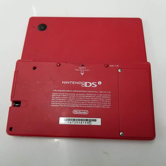 Red Nintendo DSi image number 5