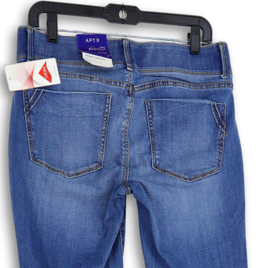 NWT Womens Blue Denim Medium Wash Mid-Rise Curvy Bootcut Leg Jeans Size 12 image number 4