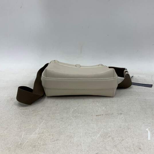 NWT Dooney & Bourke Womens Cream Leather Adjustable Strap Messenger Bag Purse image number 3
