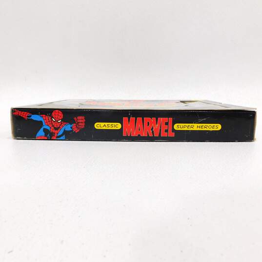 Classic Marvel Super Heroes Collector's Edition 4 Figures + Book Spider-man hulk image number 8