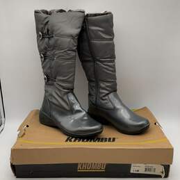 NIB Khombu Womens Abigail Gray Round Toe Knee High Side Zip Winter Boots Size 10