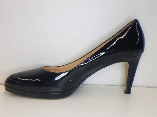 Cole Haan Women's Chelsea Air Pump Shoes - Women | Color: Black | Size: 8 image number 2