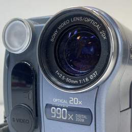 Sony Handycam CCD-TRV128 Hi8 Camcorder alternative image