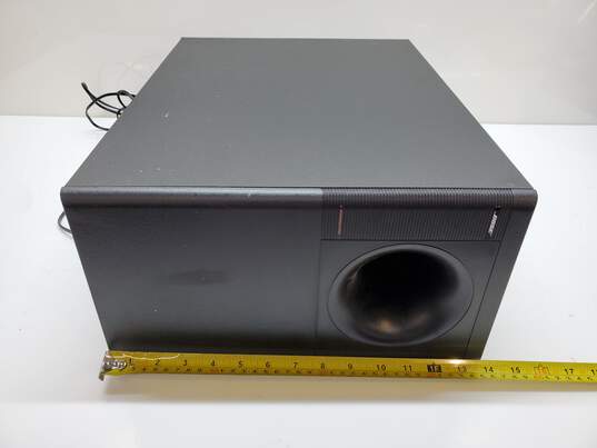 Bose Acoustimass 5 Series III Direct/Reflecting Speaker System Untested image number 4