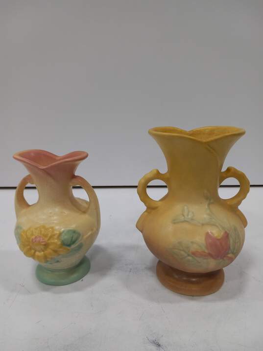 Pair of Hull Multicolor Ceramic Art Vases image number 3