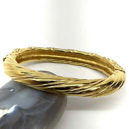 Designer Swarovski Gold-Tone Oval Swirl Rhinestone Hinged Bangle Bracelet alternative image