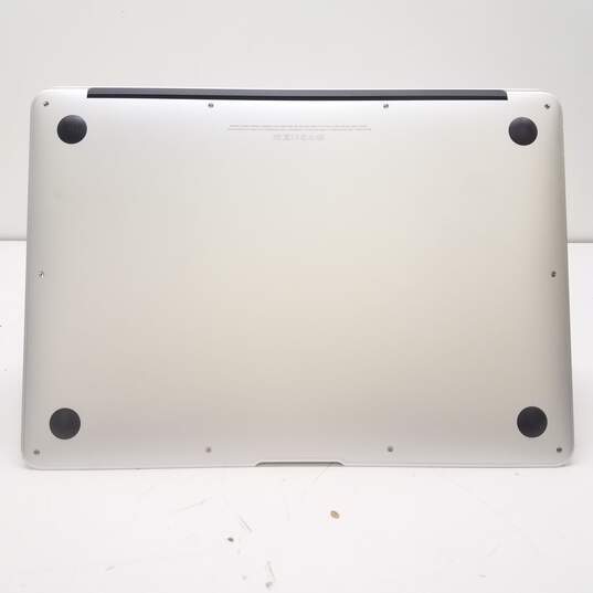 Apple MacBook Air (13-in, A1466) - Wiped - image number 6