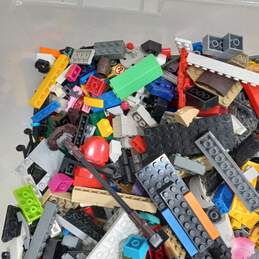 9.4lbs. of Assorted LEGO Building Bricks