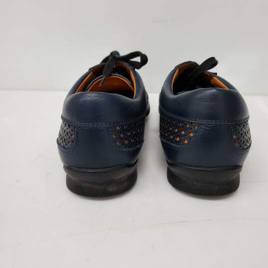 John Lobb By Aston Martin MN's Blue Italian Leather Oxfords Size 5.5 w Dust Bags and Original Box image number 4