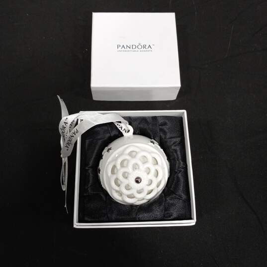 Pandora 2011 Holiday White Ceramic Ornament image number 7