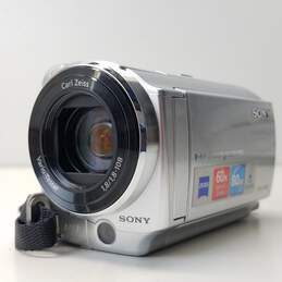 Sony Handycam DCR-SR68 80GB Hard Disk Drive Camcorder