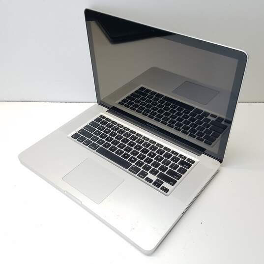 Apple MacBook Pro 15-inch (A1286) No HDD - For Parts image number 3
