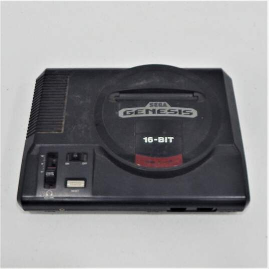 Sega Genesis Model 1 Console Bundle image number 2