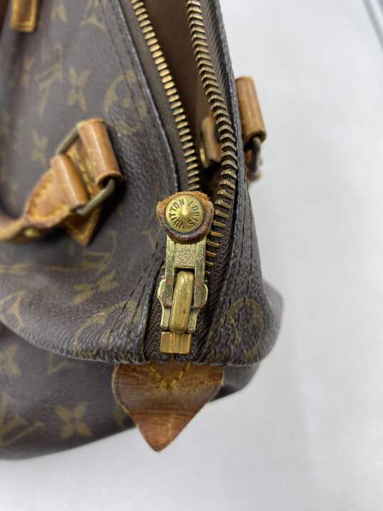 Louis Vuitton Brown Handbag image number 4