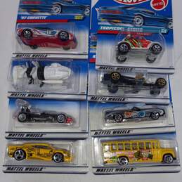Lot Of Hot Wheels Assorted Cars IOBs alternative image