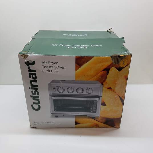 Cuisinart Air Fryer Toaster Oven with Grill TOA-70 image number 6