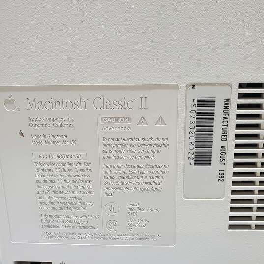 Apple Macintosh Classic II M4150 Keyboard Mouse Microphone Cables Software WORKS image number 9