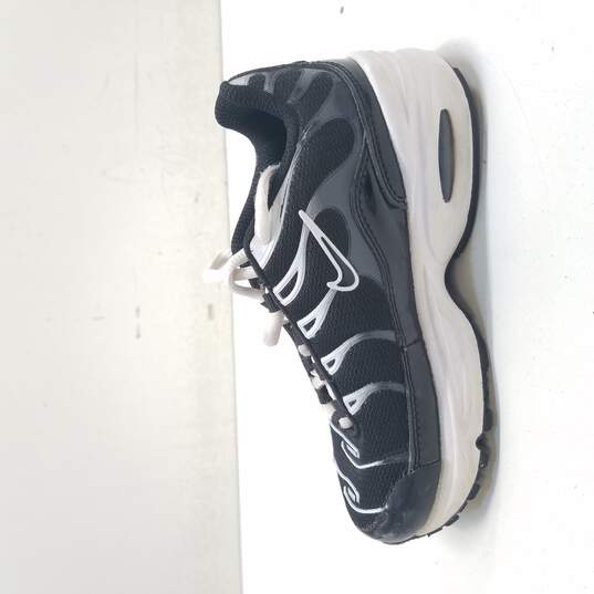 Nike Black/White Shoes Size 12C image number 2