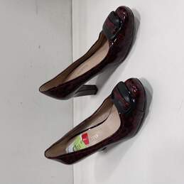 Women's Dark Red Heels Size 9 alternative image
