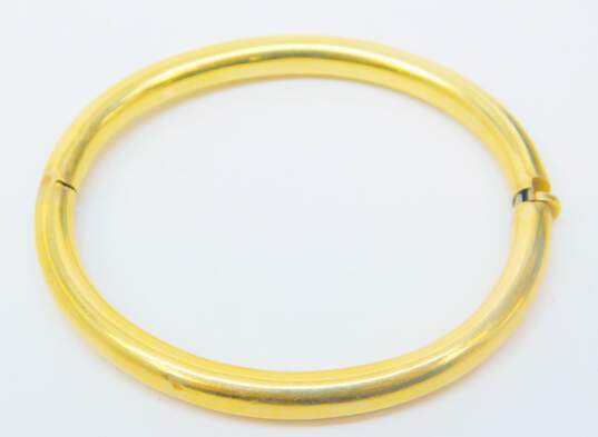 14K Gold Chunky Tube Hinged Oval Bangle Bracelet 13.7g image number 3