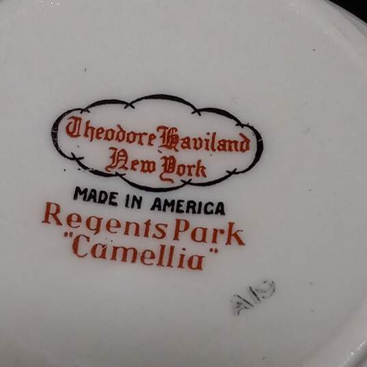 Bundle of 11 Regents Park Camellia Cups & Saucers image number 5