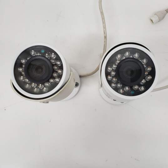 Pair of 2 SEE Security Wireless Wi fi IP Outdoor Cameras / Untested image number 2