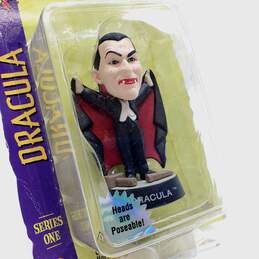 Universal Studios MONSTERS | Little Big Heads | Dracula (Series 1) alternative image
