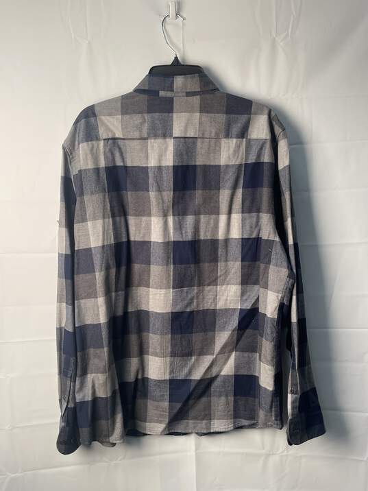 Banana Republic Mens Blue and Gray Flannel Shirt Size XL image number 2