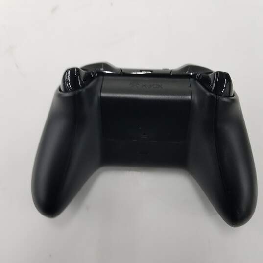 Wireless Xbox One Controller Untested image number 2