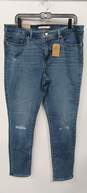 Women’s Levi’s 311 Shaping Skinny Jean Sz 16M NWT image number 1