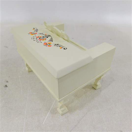VanderBear Brand Muffy White Piano Music Box image number 3
