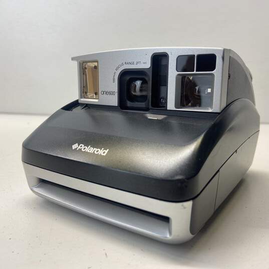 Polaroid One 600 Instant Camera image number 3