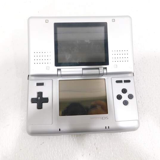 Nintendo DS W/ 8 Games - Nintendogs - Cooking Mama 2 image number 2