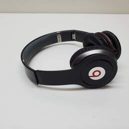 Restored Beats Studio Over-the-Ear Headphones, Black Untested alternative image