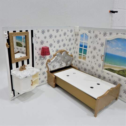 American Girl Grand Hotel Playset Room W/ Bed image number 2