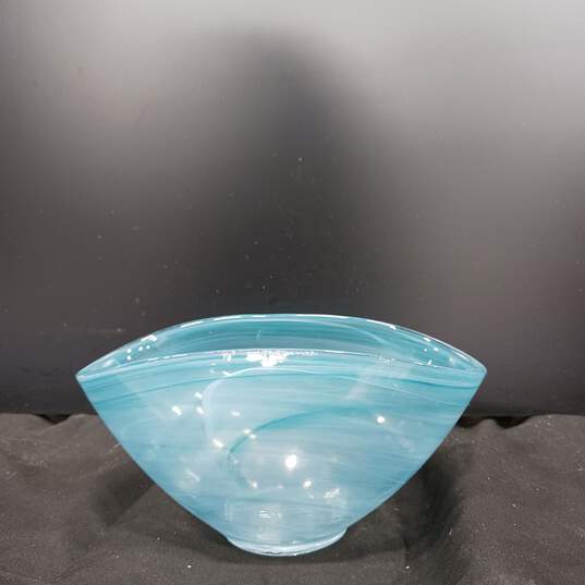 Artist Accents Hand Blown Blue Swirl Pinched Art Glass image number 1