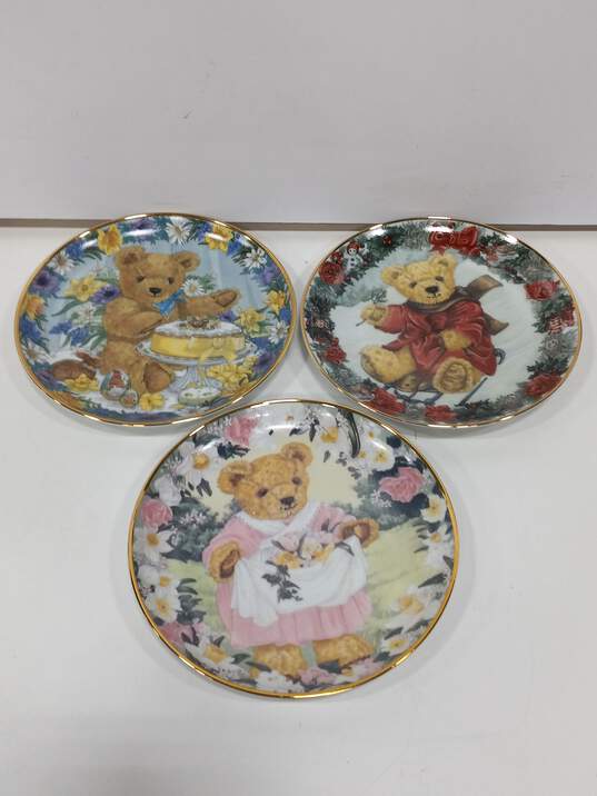 Franklin Mint 5 Teddys First Collectable Plate Set image number 3