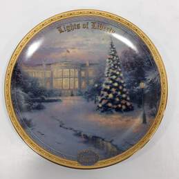 First Issue in the Thomas Kinkade's Seasons of Light - Lights of Liberty Plate alternative image