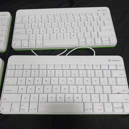Bundle of Four Logitech Keyboards for iPad alternative image