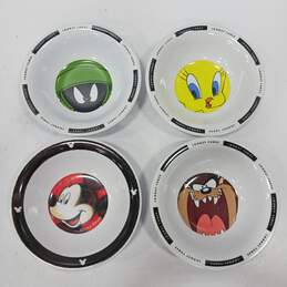 4PC Zak Designs Mickey & Looney Tunes Themed Bowls