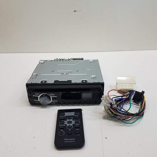 Pioneer Single-Din in-Dash CD Player with USB Port Model # DEH-3300UB image number 3