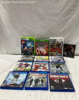 Lot of 13 Video Games (6 PS4, 3 NDS, 1 Wii, 1 Xbox One, 1 Xbox 360, 1 PS3) alternative image